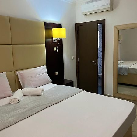 Guest House La Plaza Luanda Extérieur photo
