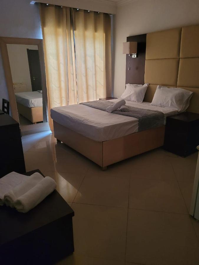 Guest House La Plaza Luanda Extérieur photo