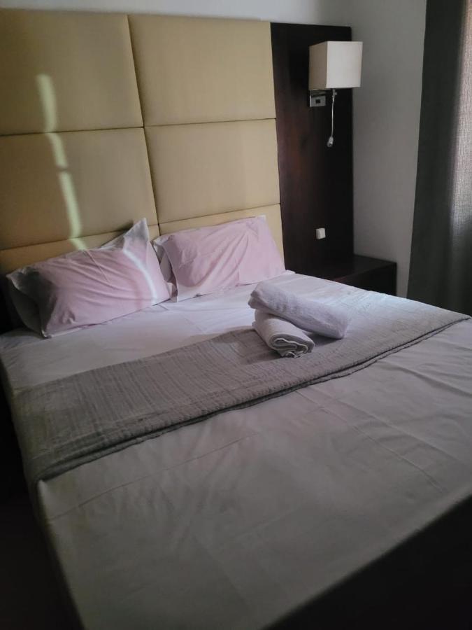 Guest House La Plaza Luanda Extérieur photo